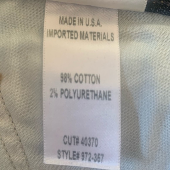 💐CITIZENS OF HUMANITY Skylar Button Fly Cutoff Jean Shorts size 27 - Picture 12 of 14